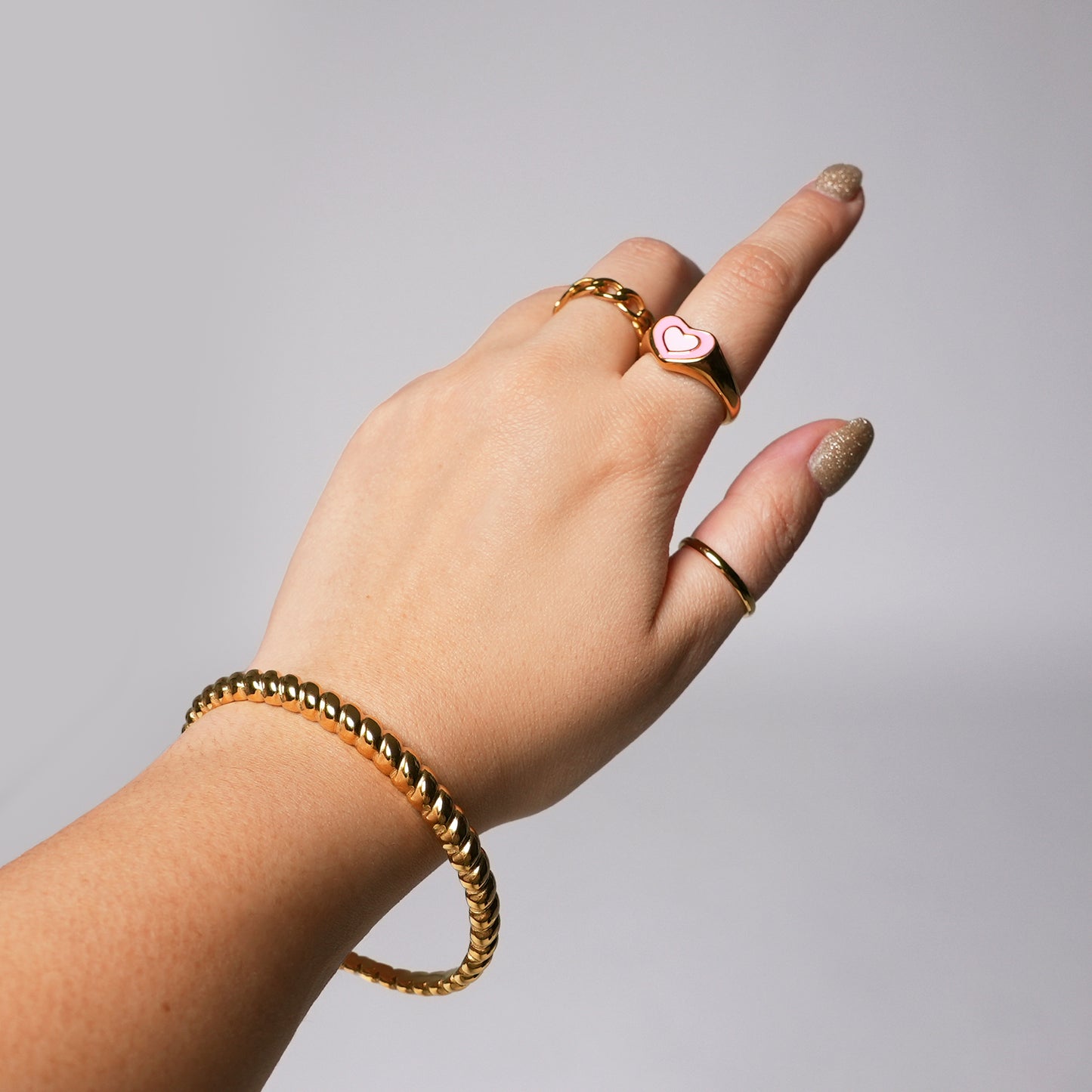 Twisted Cuff Bracelet (18k Gold Plated)